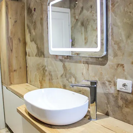 1326 Modern Appartement Golem (Tirana)